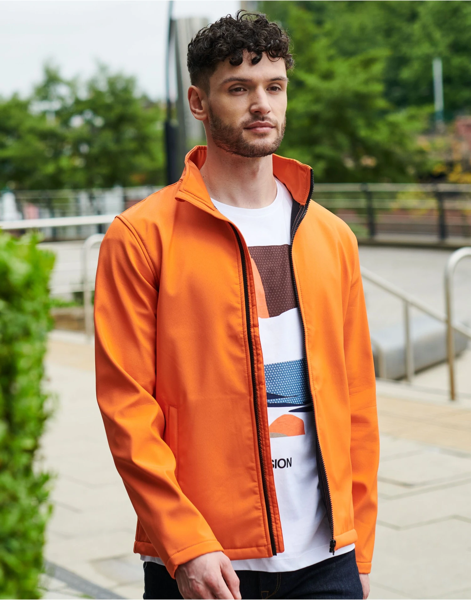 Regatta Professional Ablaze Mens Printable Softshell 5 Regatta Professional Ablaze Mens Printable Softshell - Image 5