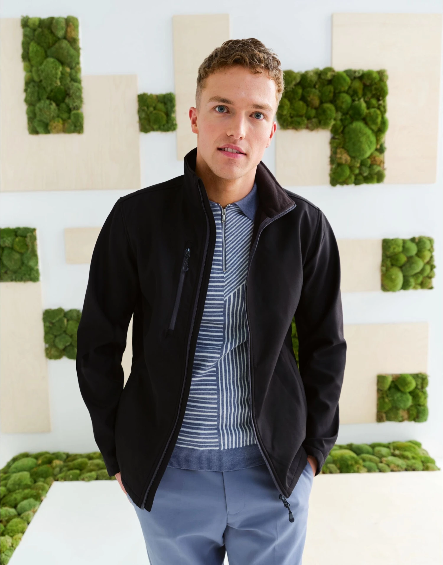 Regatta Honestly Made Recycled Printable Softshell Jacket 5 Regatta Honestly Made Recycled Printable Softshell Jacket - Image 5